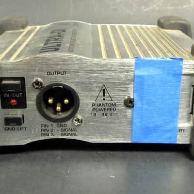 Used Behringer Ultra-DI DI100 Active Direct Box VGC image 4