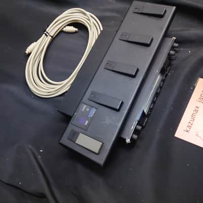 Zoom 9050 Guitar Multi Effects Processor with FC50 Foot Controller Untested image 3