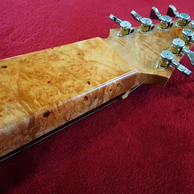 Rukavina 8 String Ripple Lap Steel -- 24" Burled Maple image 10