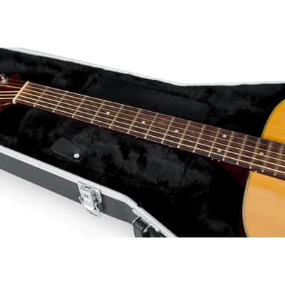 Gator Legacy Dreadnought Acoustic Guitar Molded Case - Black image 5