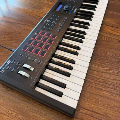 Arturia KeyLab 61 MkII MIDI Controller - Black
