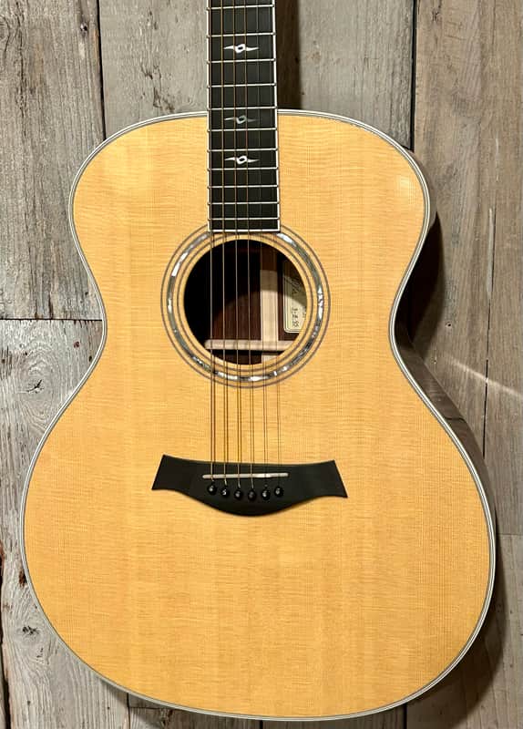 1995 Taylor GA-RS Limited Edition Grand Auditorium Natural, Dead Mint ! OHSC & Factory Shipping Box ! image 1