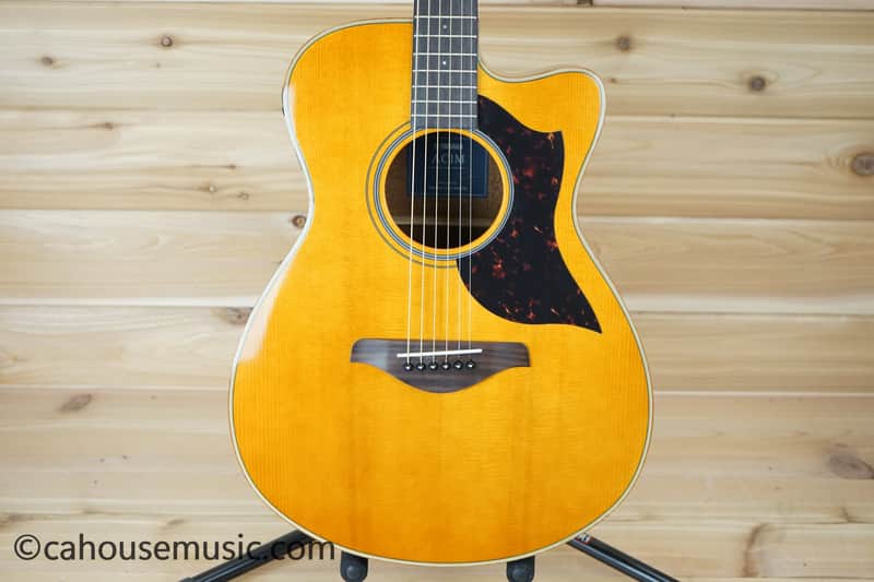Yamaha AC1M - Vintage Natural image 1