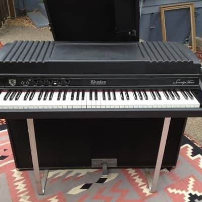 Vintage Fender Rhodes suitcase electric piano 73 mkII Black image 12