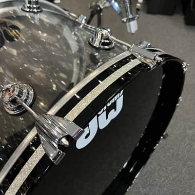 Chad Smith's DW Collector's Acrylic 13/16/18/24" Drum Set Kit with Matching 14" Snare image 5