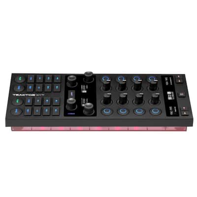 Native Instruments Traktor X1 Portable USB DJ Controller for Effects, Loops and Mixing image 3