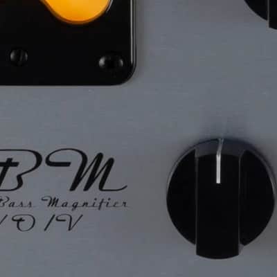 Ashdown UK-ABM-600-DR-EVO-IV UK Custom Shop Dual VU Rack Head – 600W Bass Amplifier w/Valve Drive & 9-Band EQ image 6
