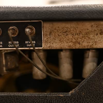 Fender Vibrolux Reverb 2-Channel 35-Watt 2x10" Guitar Combo 1964 - 1967 - Black Panel image 5