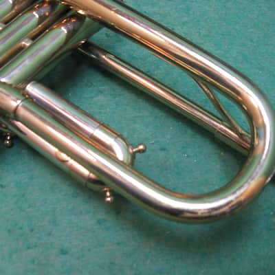 Blessing Scholastic B-125 Trumpet - Reconditioned - Case & Blessing 7C Mouthpiece image 10