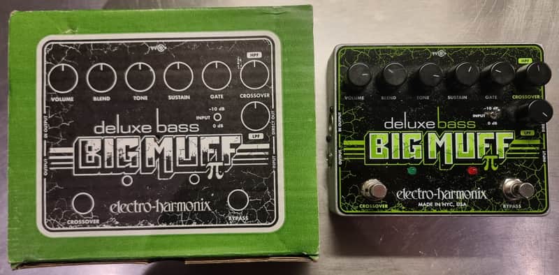 Electro-Harmonix Deluxe Bass Big Muff Pi Distortion / Sustainer 2012 - Present - Black / Green image 1
