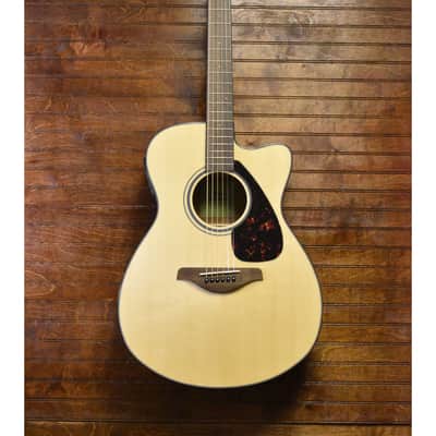 Yamaha FSX800c Natural image 3