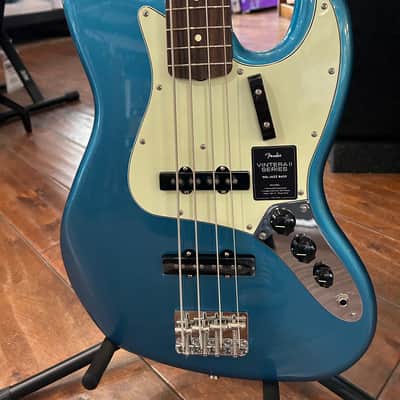 Fender Vintera II '60s Jazz Bass with Rosewood Fretboard Lake Placid Blue #MX23107622 9 lbs. 4.2 oz image 6