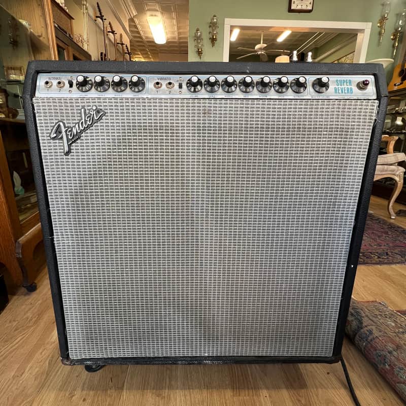 Vintage 1980 Fender Super Reverb Silverface 70 W 4x10" Guitar Combo Tube Amplifier w foot switch image 1