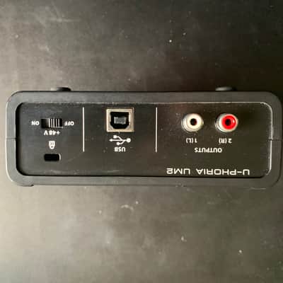 Behringer U-Phoria UM2 2x2 USB Audio Interface 2013 - Present - Standard image 2