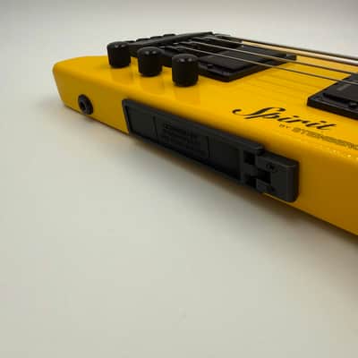 Spirit by Steinberger Headless Bass w/ Bag- Yellow image 7