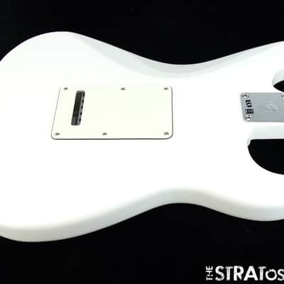 LEFTY Fender Player Stratocaster Strat BODY +  HARDWARE Stratocaster Polar White image 3
