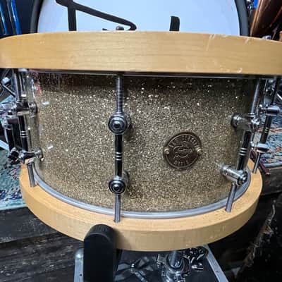 Gretsch - Mark Schulman Collection 6.5x14" New Classic Maple Snare Drum w/ Wood Hoops — Vintage Glass Nitron image 4