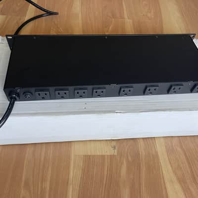 Radial Power-1 1U Rack Power Distribution Unit PDU image 2