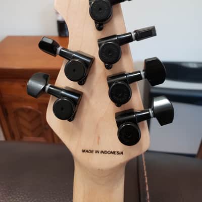 Sterling AX3 2019/ upgraded Hipshot locking tuners/ Black Schaller straplocks...Nice gigbag image 6