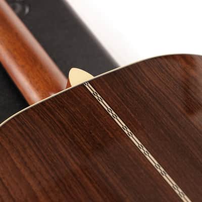 Martin 00-28 Acoustic Guitar Natural image 10