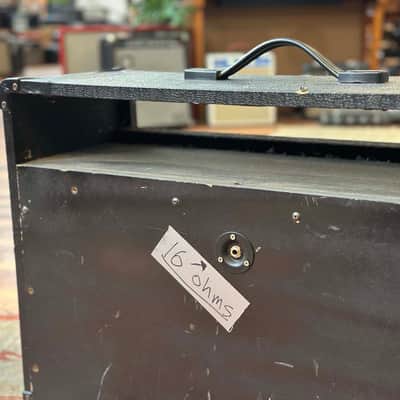 Marshall 2x12 Cabinet Sans Amplifier image 5