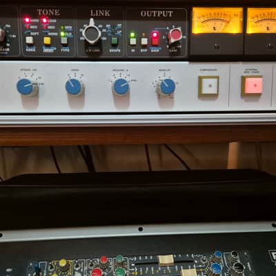 Solid State Logic XLogic G Series Stereo Compressor image 4