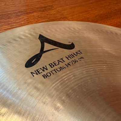 Zildjian 14" A Series New Beat Hi-Hat Cymbals (Pair) 2013 - Present - Traditional image 9
