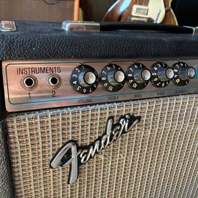 1975 Fender Vibro Champ 6-Watt image 2