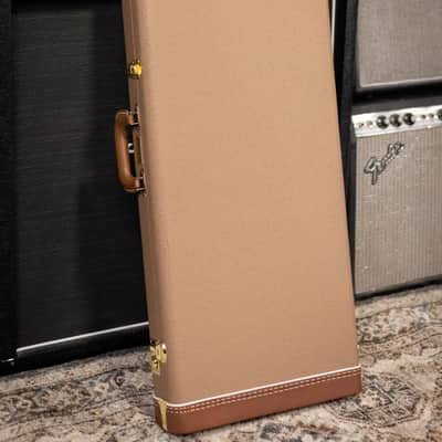 Fender Custom Shop 1962 Stratocaster Heavy Relic Electric Guitar - Vintage White with Hardshell Case image 15