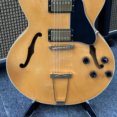 Gibson ES-135 2002 - Gold Hardware Natural image 1