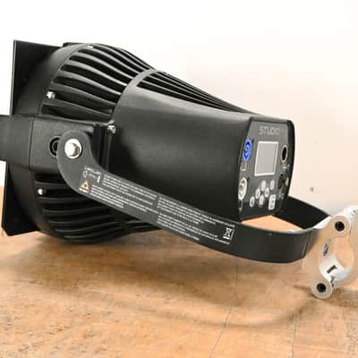 ETC Desire D60 Studio HD LED Par Wash Light CG01SM3 image 3