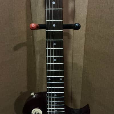 Conqueror Acrylic Single Cut Electric Guitar image 3