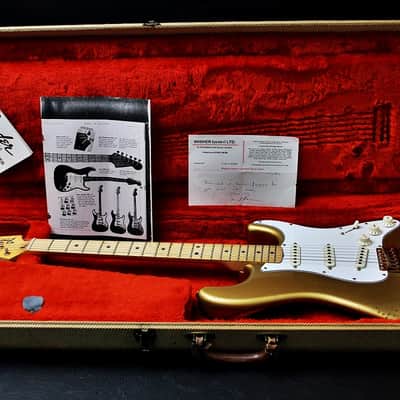 FENDER USA LTD " The Gold Stratocaster" "Gold + Maple" (1981) image 2