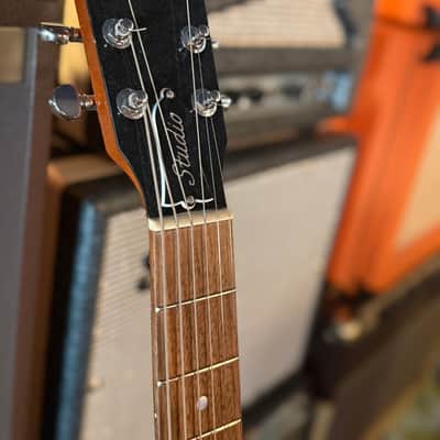 Gibson L-00 Studio Walnut 2020 - Present - Walnut Burst image 5
