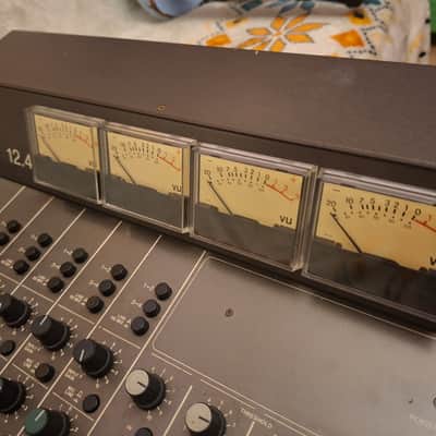Alice Stancoil 12/4  vintage analogue mixing console image 9