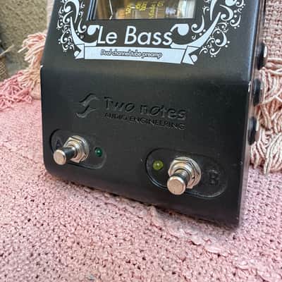 Two Notes Le Bass 2-Channel Tube Bass Preamp image 2