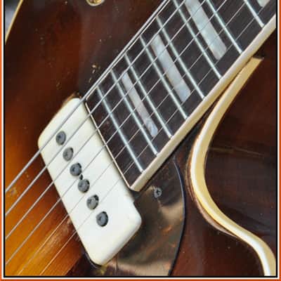 1953 Guild M-75 Aristocrat (Bluesbird) EXC - Original image 10