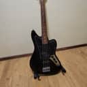 Fender	Standard Jaguar Bass 2017