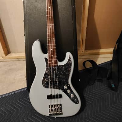 Fender Highway One Jazz Bass 2003 - 2006 - Custom Grey image 2