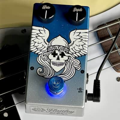 Flattley Guitar Pedals Bass Valkyrie - Vintage bass Chorus image 4