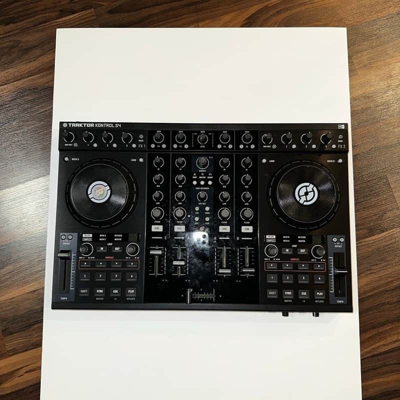 Native Instruments Traktor Kontrol S4 MK1 DJ Controller Midi Turntable READ image 1