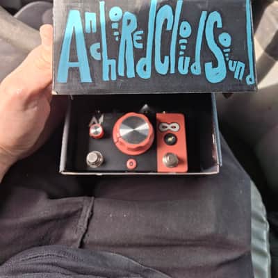 Anchored Cloud Sound JHS inspired feedback looper 2026 - Pink/black/ handpainted image 4