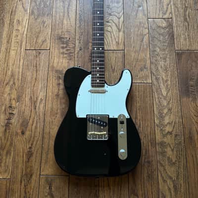 2021 Fender MIJ Hybrid II Telecaster with Rosewood Fretboard - Black image 2