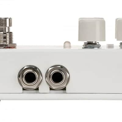 Mint Electro-Harmonix Canyon - White image 4