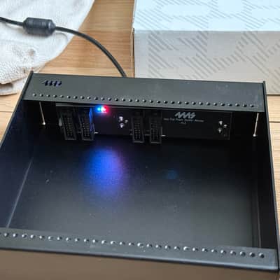 4ms Pod 34X (powered) + power brick + dust cover image 2