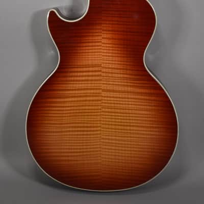 2005 Gibson Les Paul Supreme Heritage Cherry Sunburst Electric Guitar w/OHSC image 3