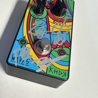 KHDK Electronics In Waves by Trivium Prototype / signiert image 2