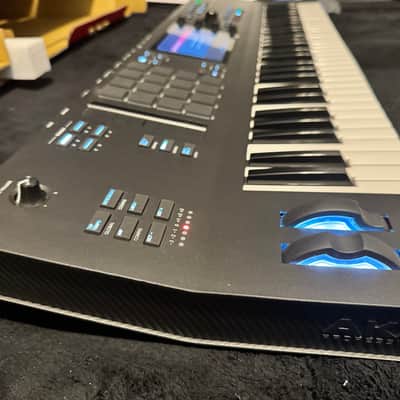 Akai MPC Key 61 Standalone Workstation Synthesizer 2022 - Present - Black image 8