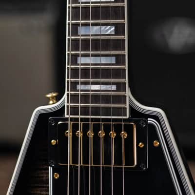 Gibson Custom Shop Flying V Custom Figured Electric Guitar - Cobra Burst with Hardshell Case image 8