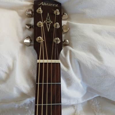 Alvarez - 2019 Artist Elite Walnut Acoustic with Beveled Top (AGW77AR) image 4